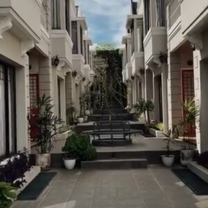 “Casa Victoria Setraduta – Hunian Mewah dengan Keuntungan Investasi 40%”